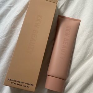 KKW BEAUTY SkinPerfecting Body Foundation Fullsize